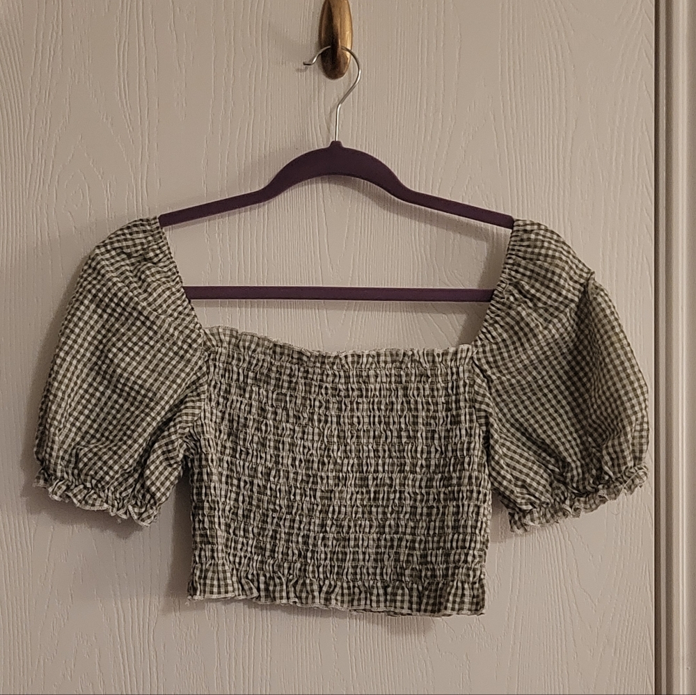 Green Gingham Puff Sleeve Crop Top
